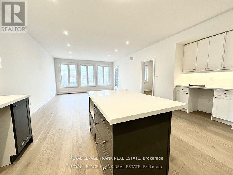 34 Pond Street Property Photo 8