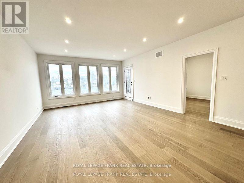 34 Pond Street Property Photo 11