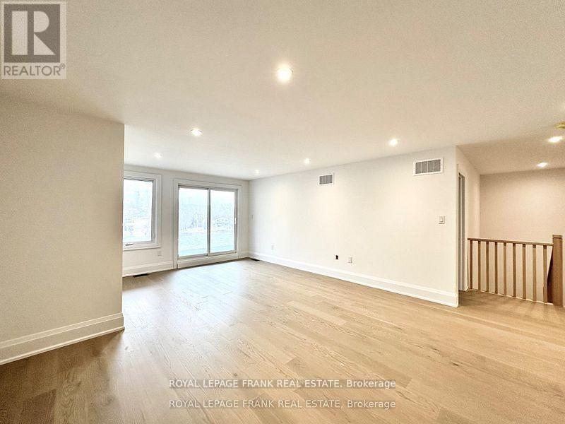 34 Pond Street Property Photo 13