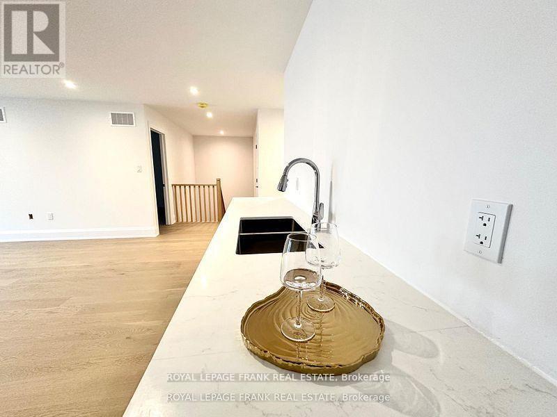34 Pond Street Property Photo 16