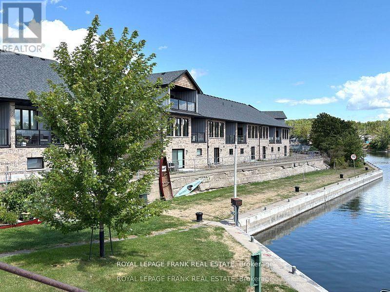 34 Pond Street Property Photo 22