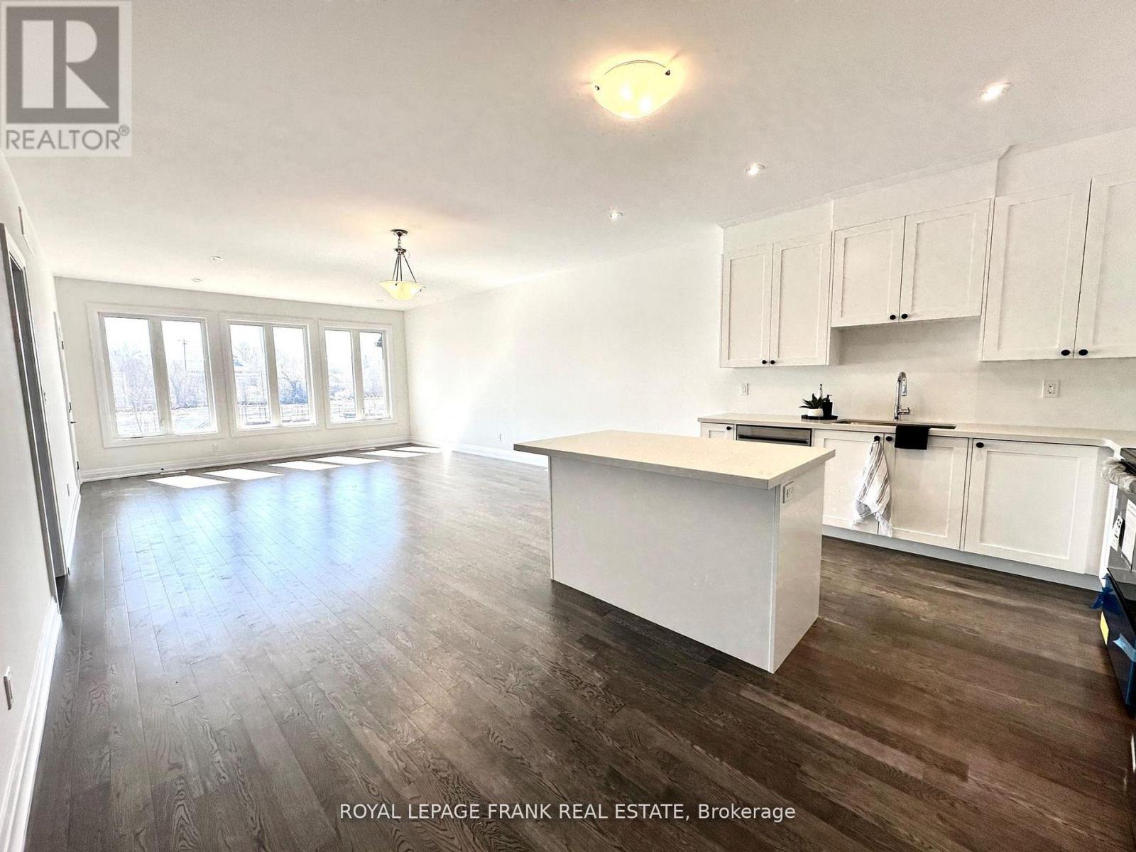 12 Pond Street Property Photo 5
