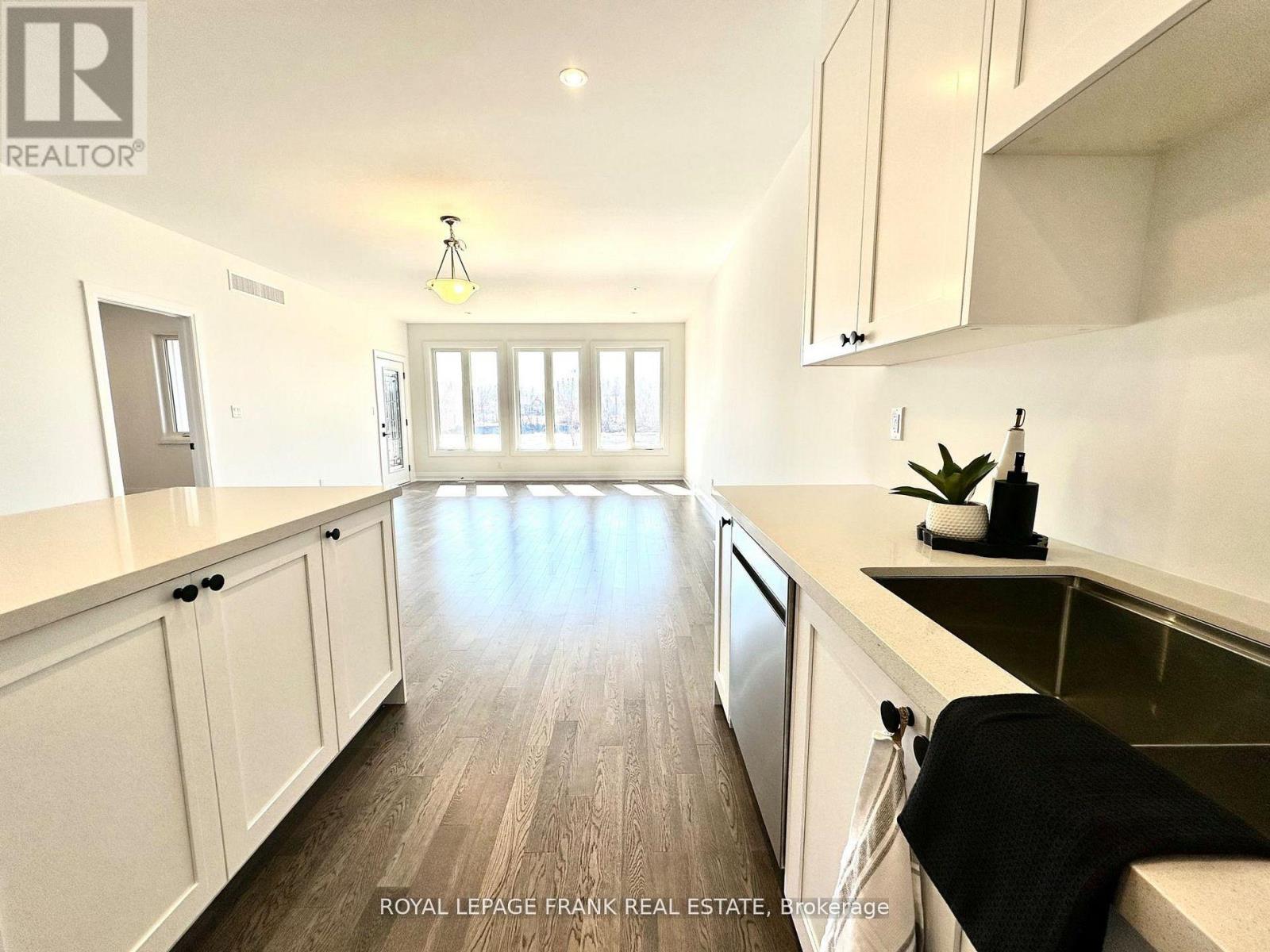 12 Pond Street Property Photo 8