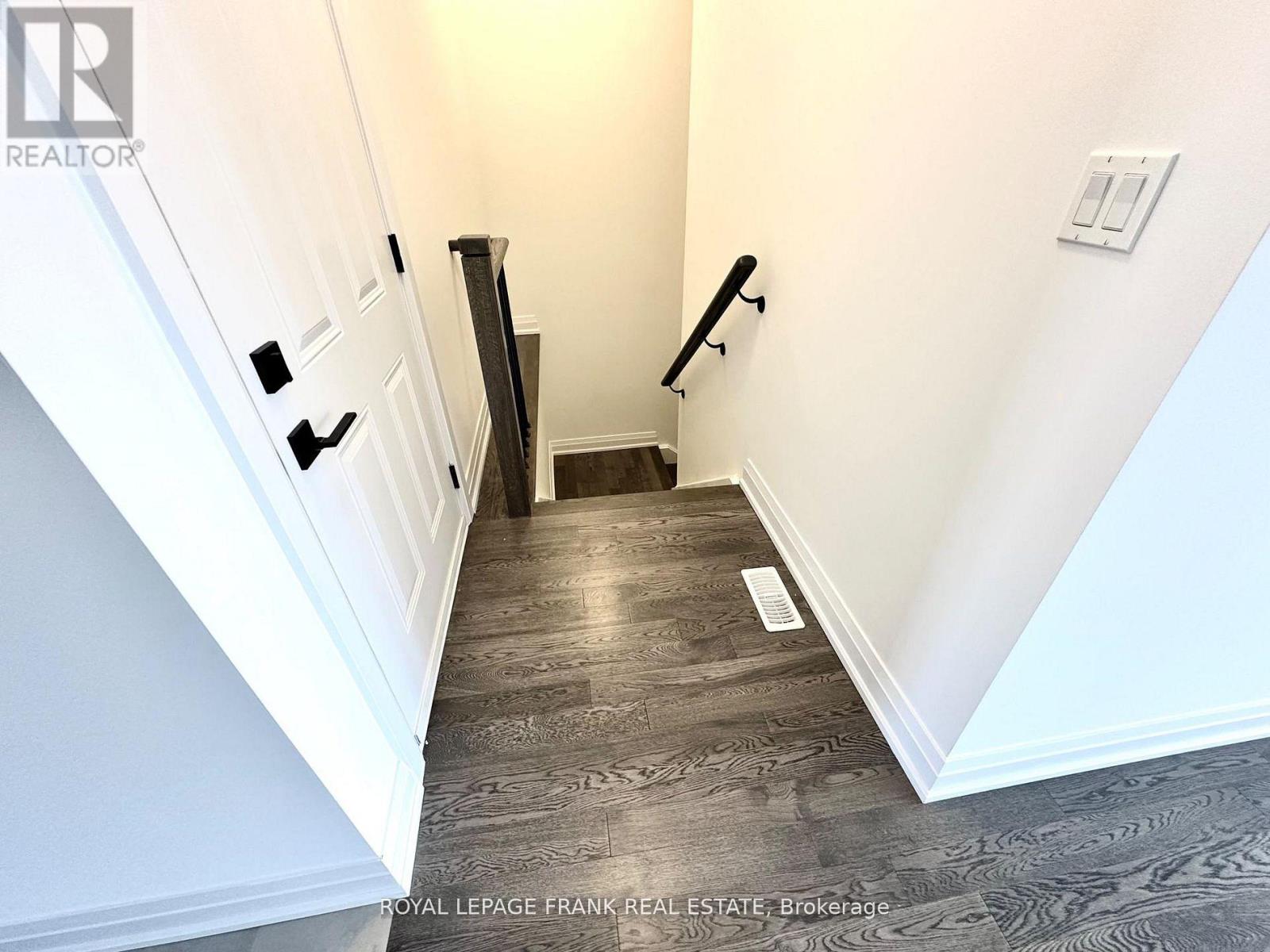 12 Pond Street Property Photo 16