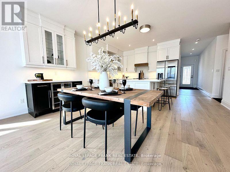 6 Pond Street Property Photo 12