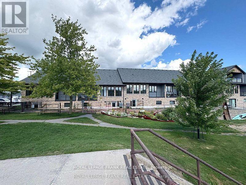 6 Pond Street Property Photo 18