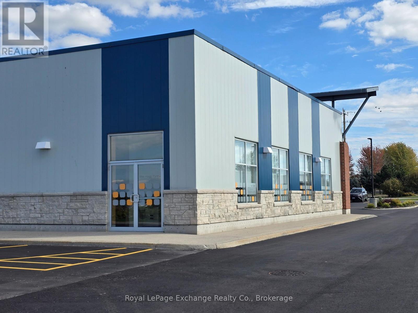 Unit 1 - 1246-b Goderich (highway 21) Street N Property Photo 3