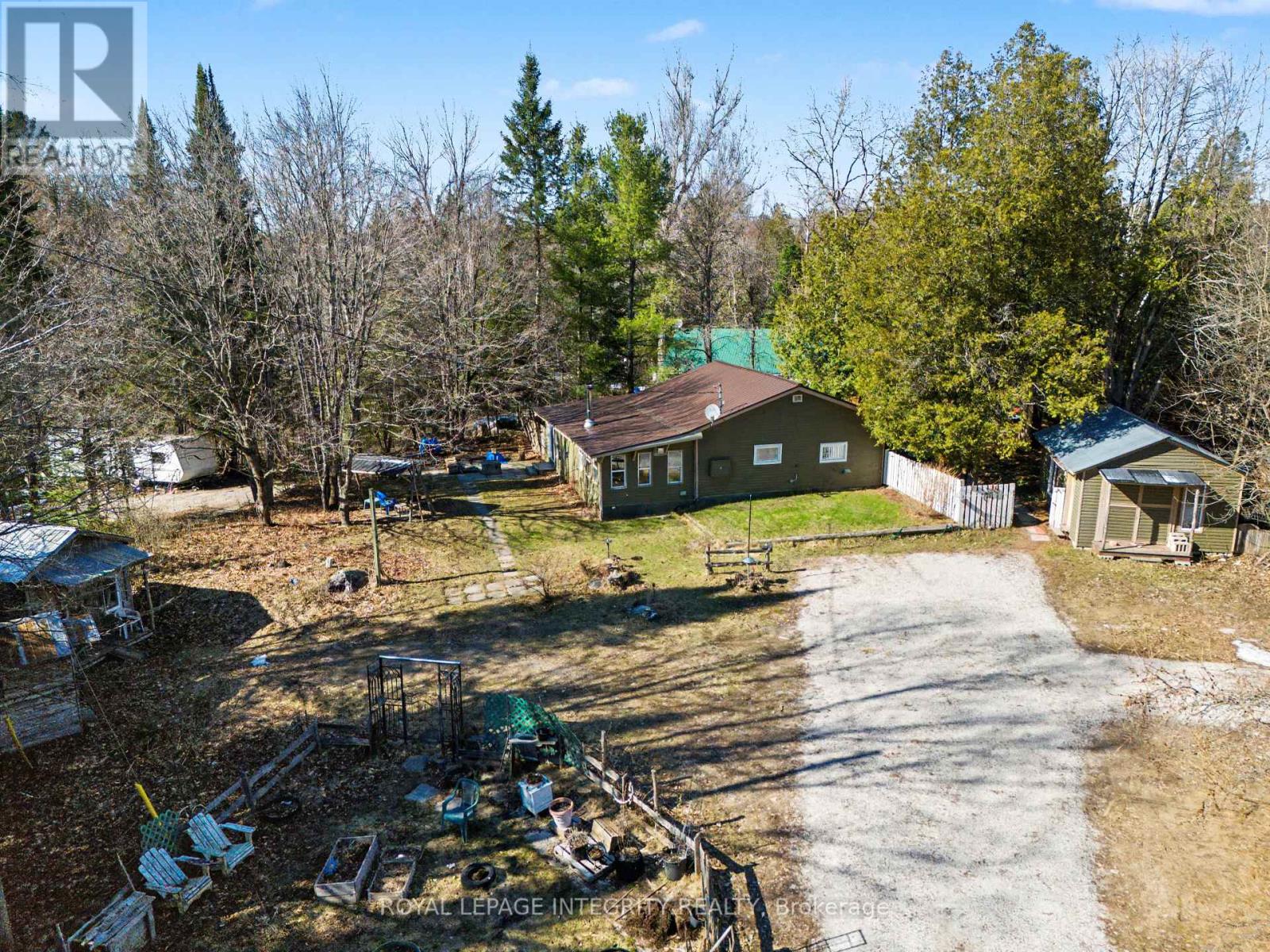 176 Clyde Lane Property Photo 1