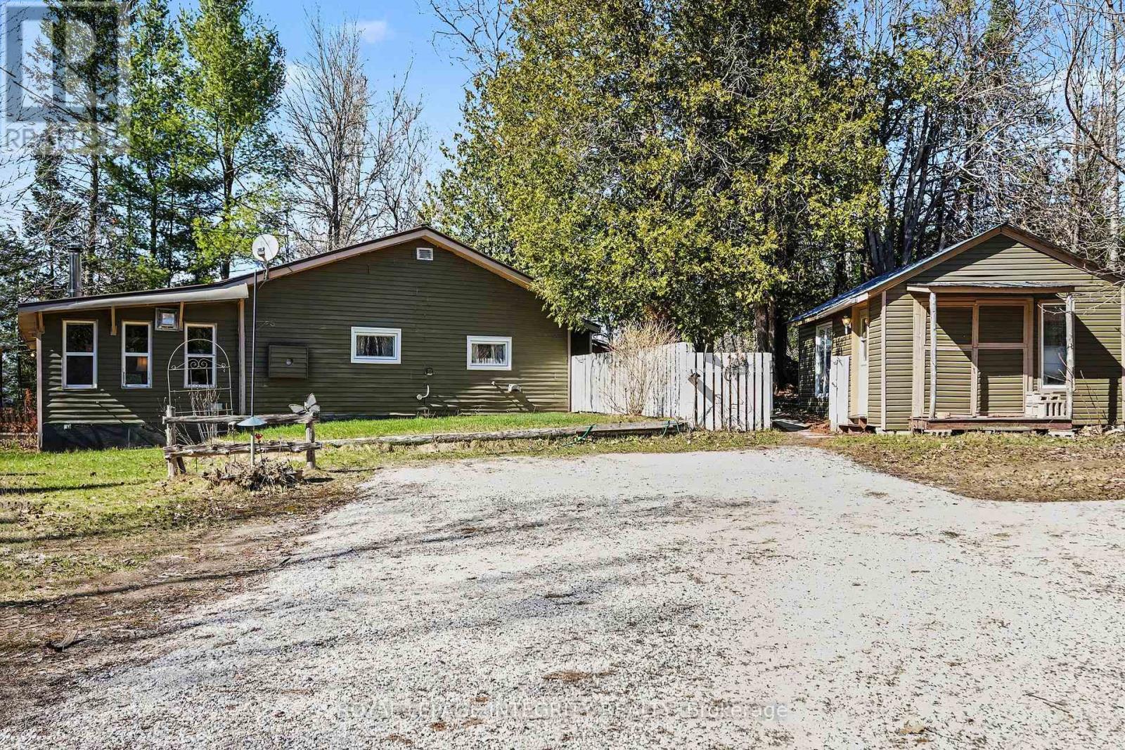 176 Clyde Lane Property Photo 2
