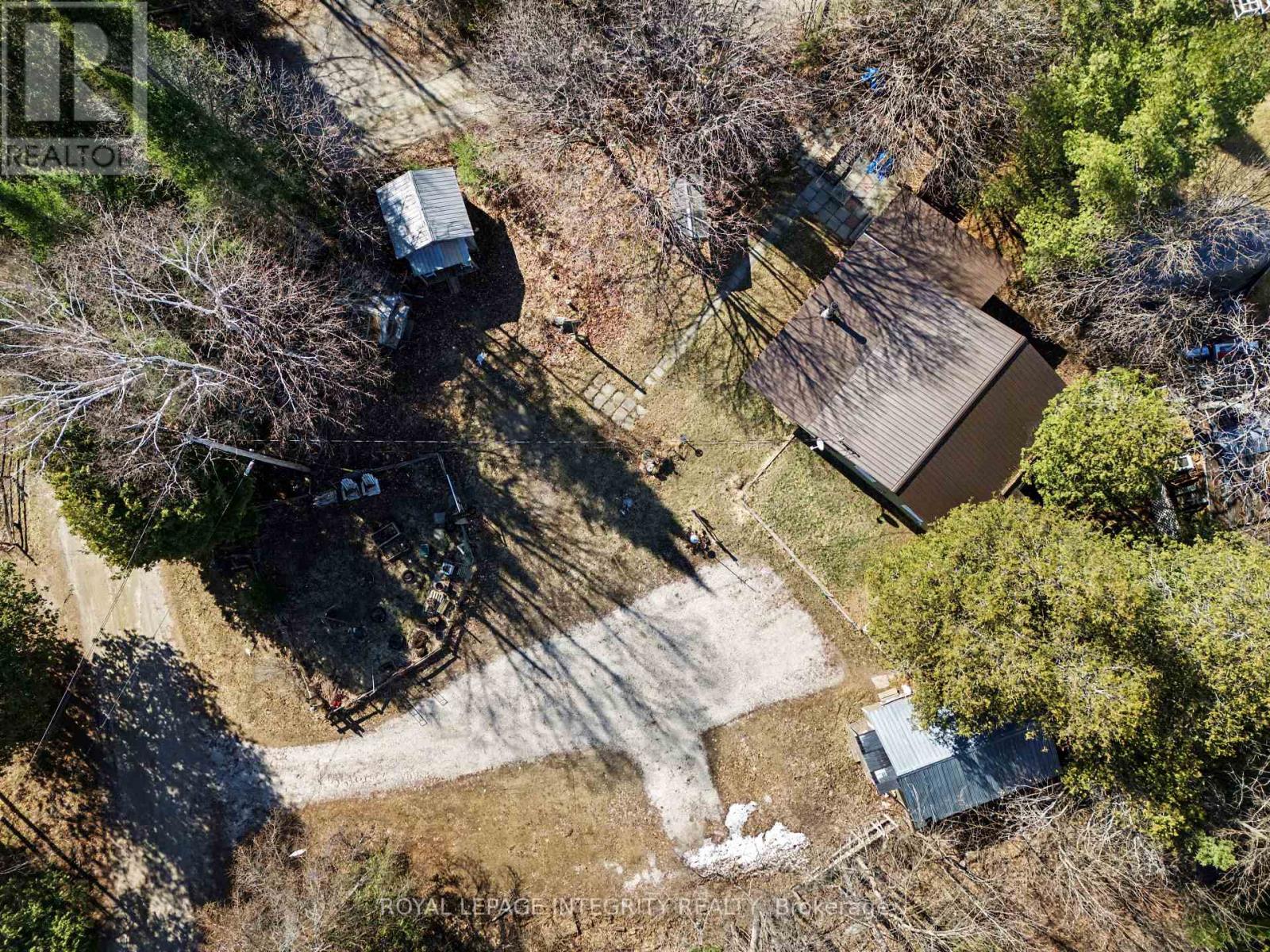 176 Clyde Lane Property Photo 3