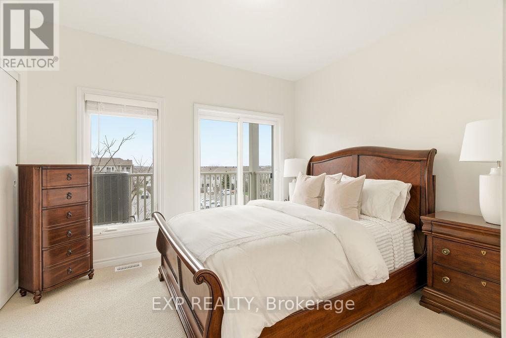 32 - 2621 Longfields Drive Property Photo 20