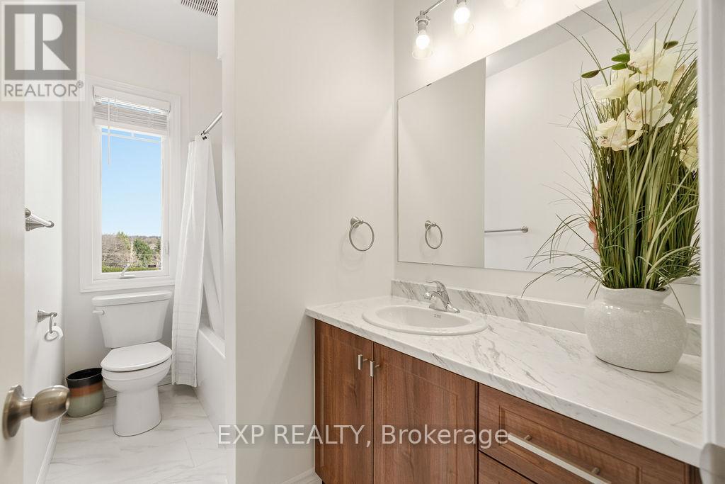 32 - 2621 Longfields Drive Property Photo 29