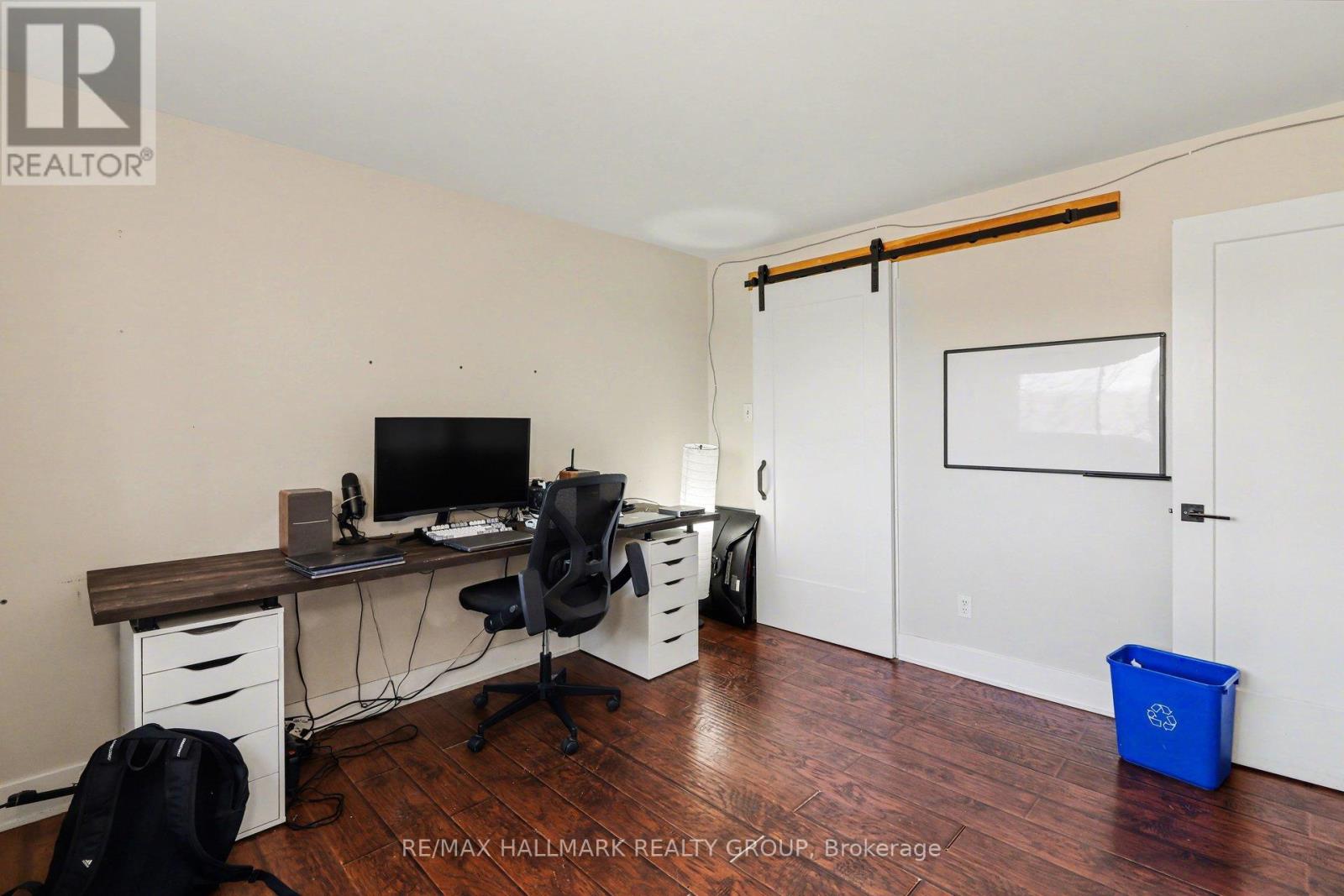 312 - 280 Brittany Drive Property Photo 16