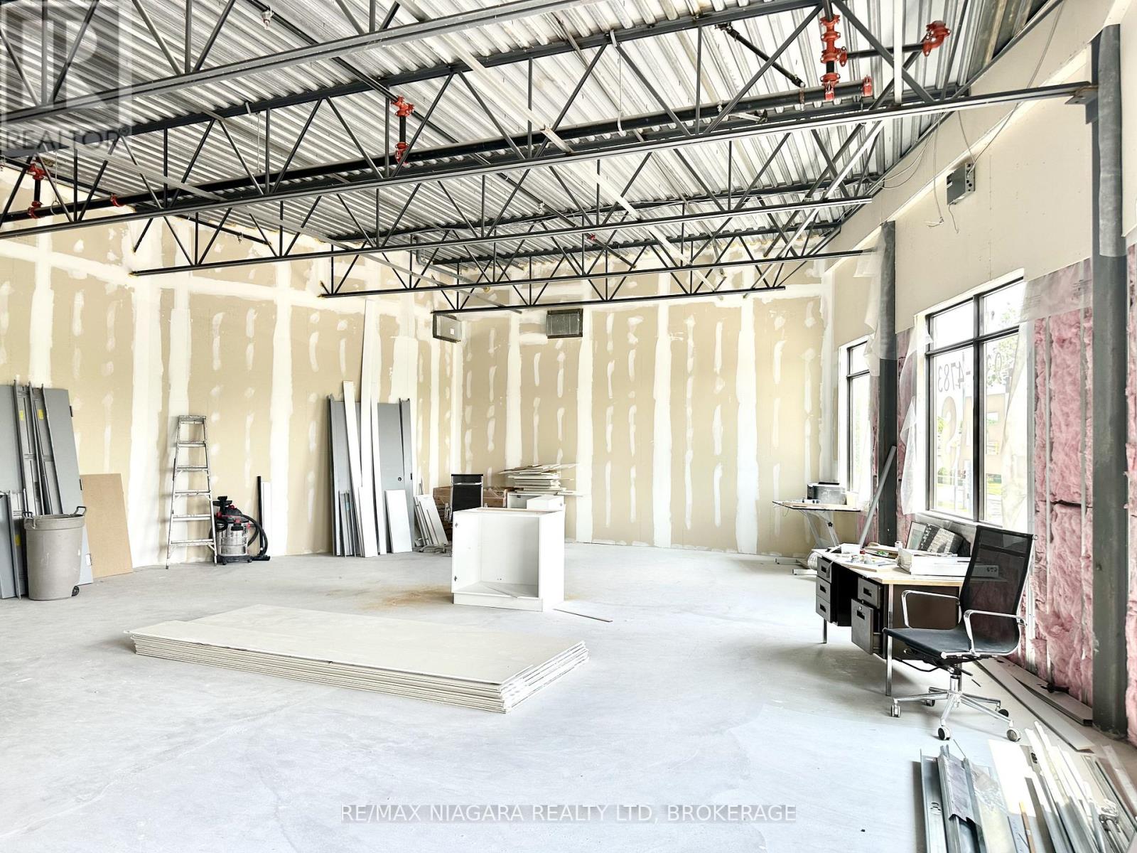 Unit 203 - 359 Carlton Street Property Photo 13