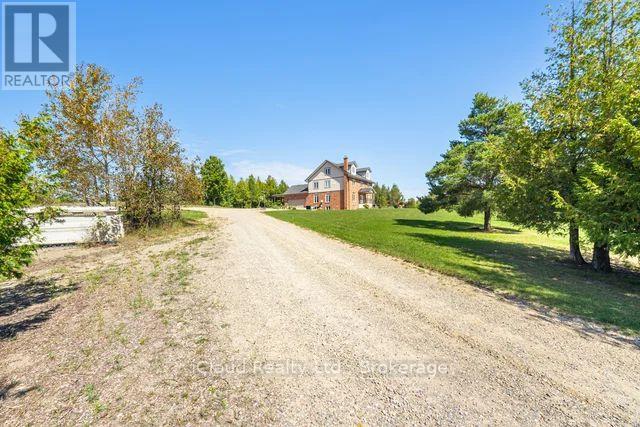 346195 15th Side Road Property Photo 42