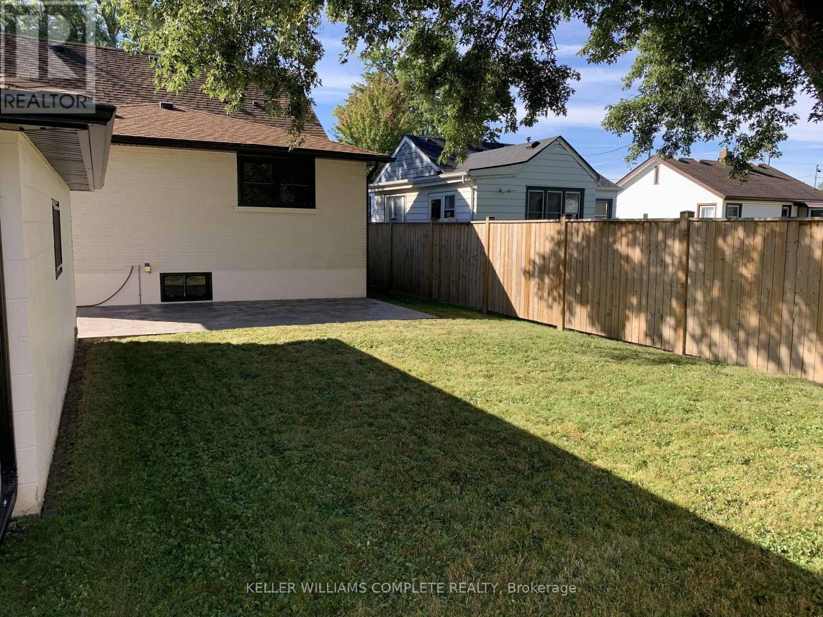 225 Henrietta Street Property Photo 27
