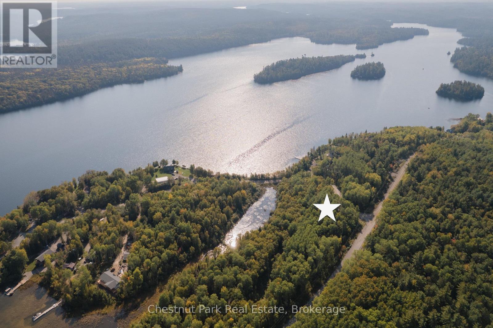 445 Fox Run Property Photo 1