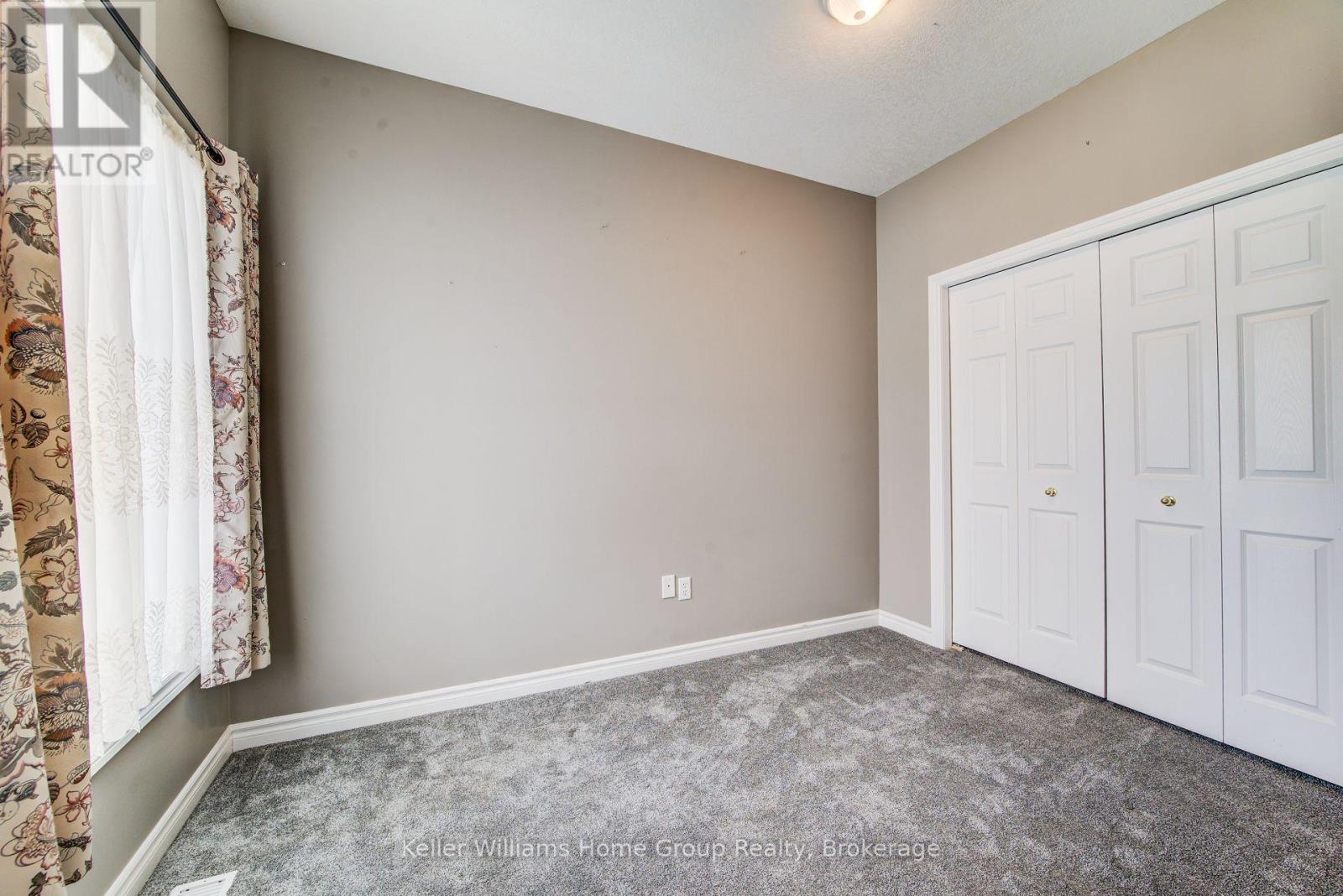 8 Price Street Property Photo 6