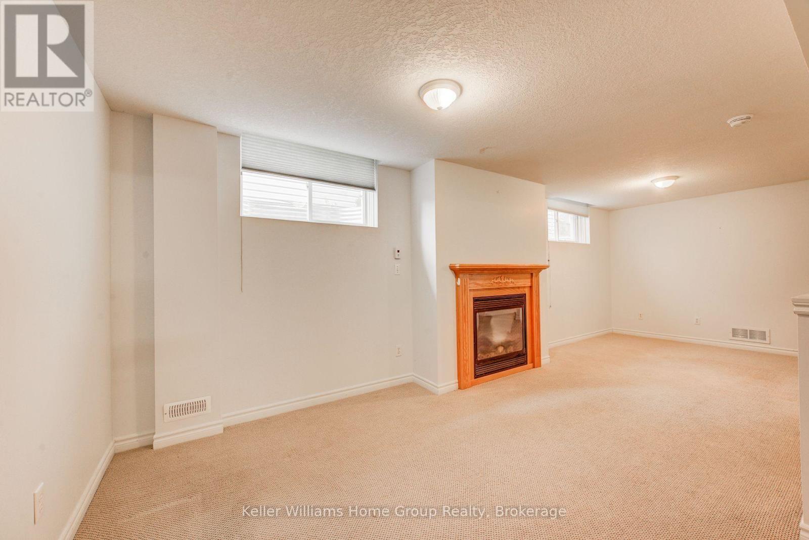 8 Price Street Property Photo 27