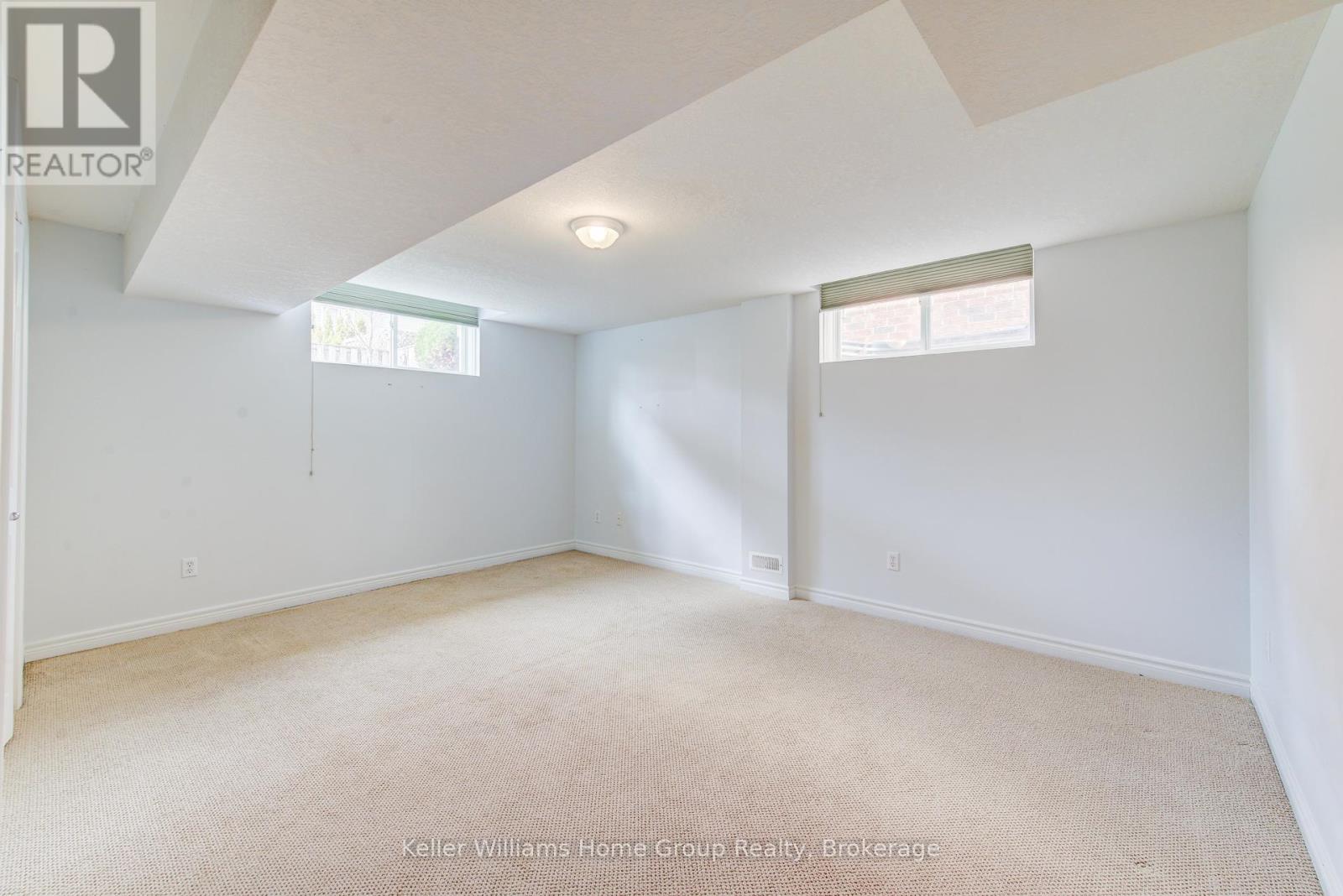 8 Price Street Property Photo 34