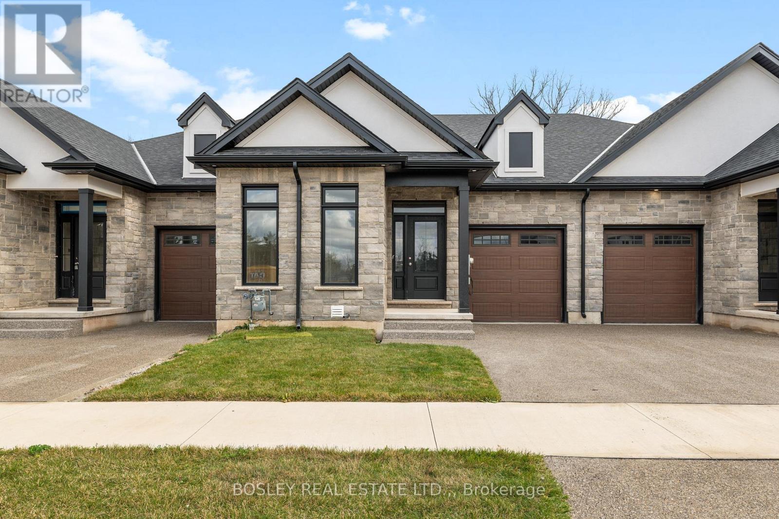 514 Royal Ridge Drive Property Photo 1