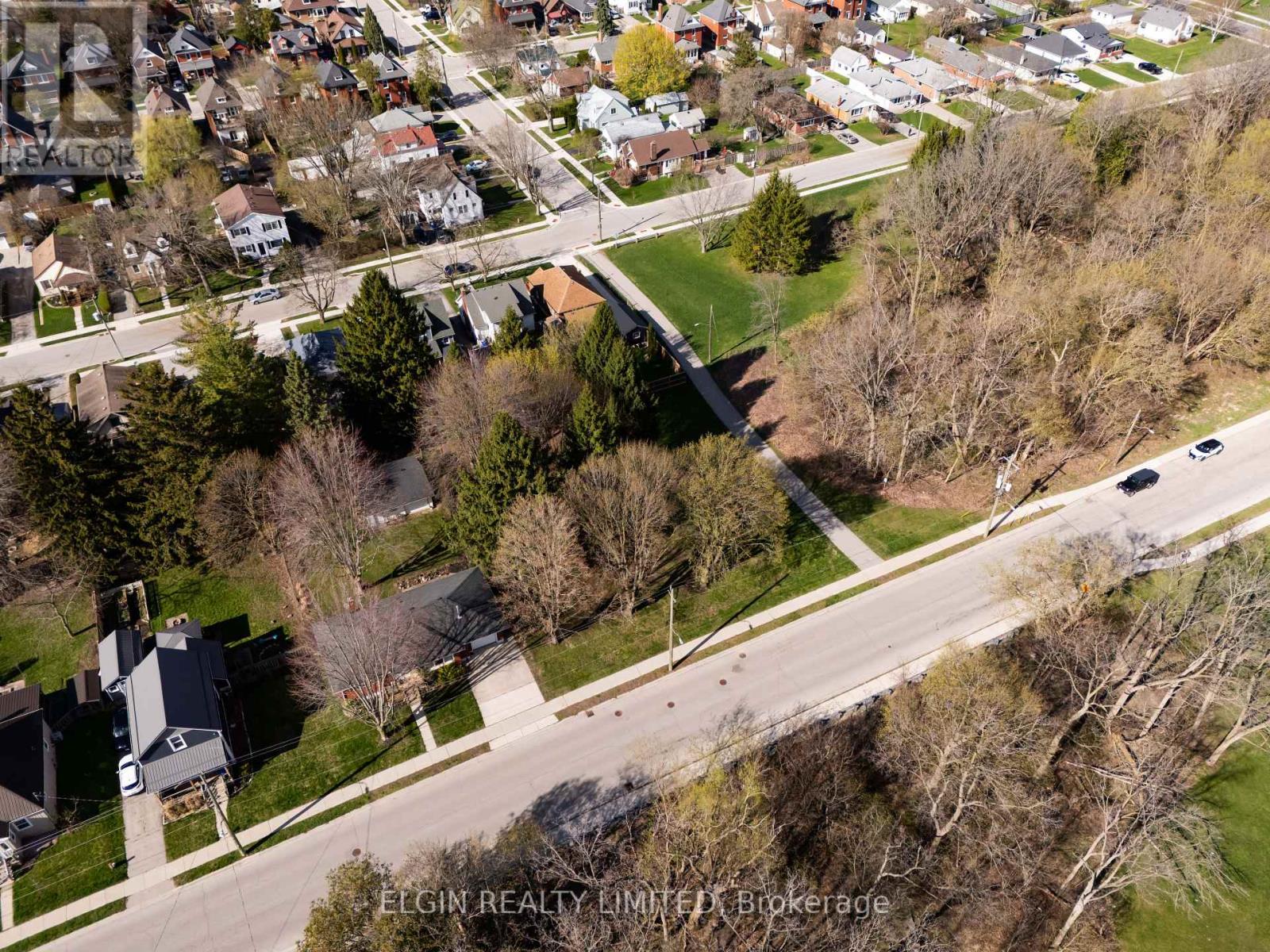 94 Chestnut Street Property Photo 4