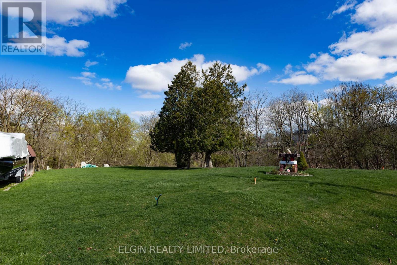 36 Third Avenue Property Photo 1
