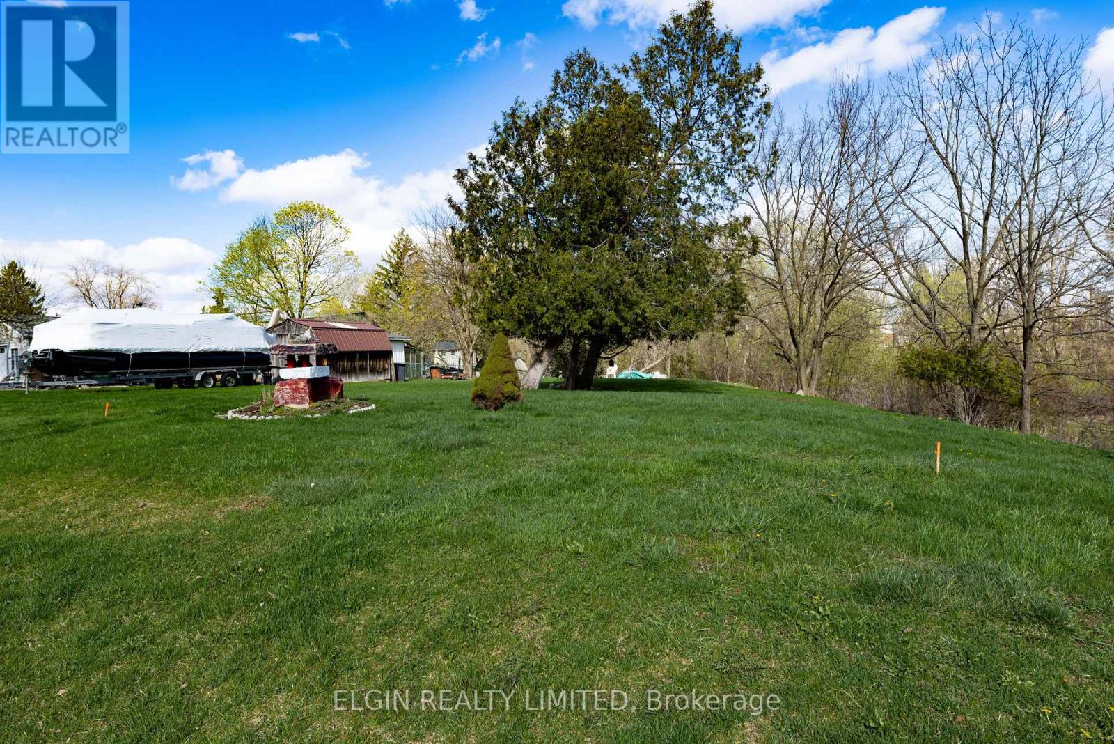 36 Third Avenue Property Photo 16
