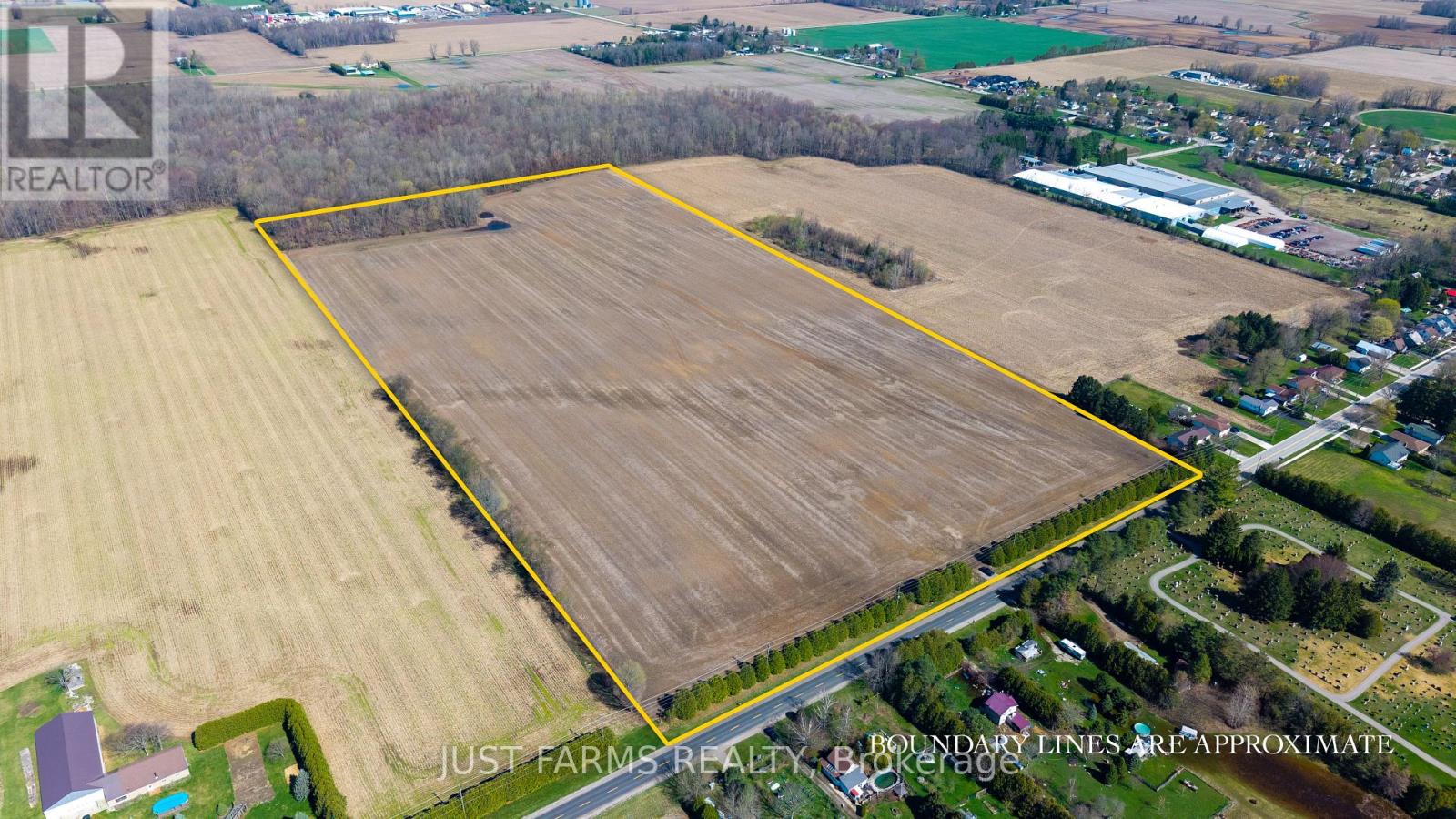 Pt Se1/2 Lt 5 Queens Line Property Photo 3