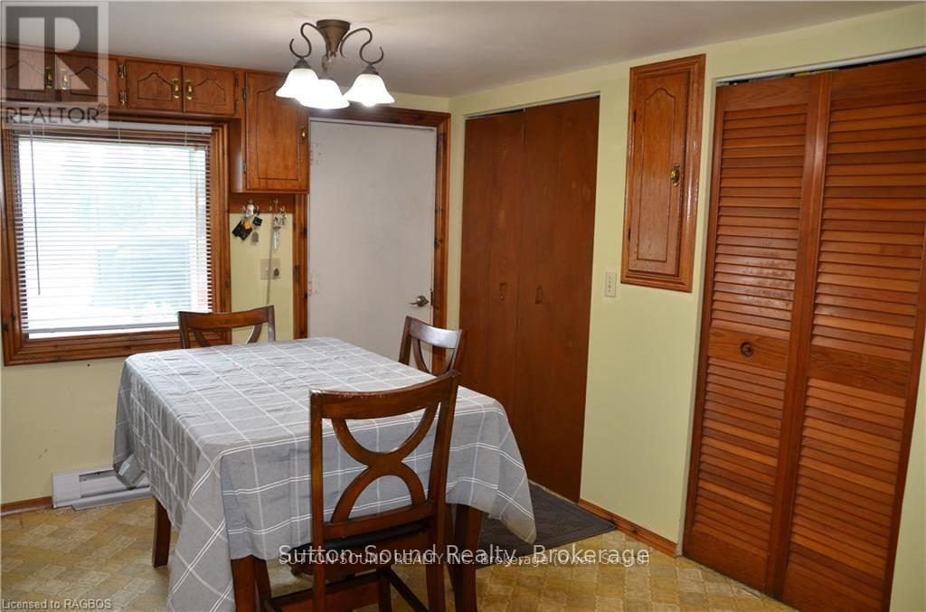 402432 Grey Road 4 Property Photo 3