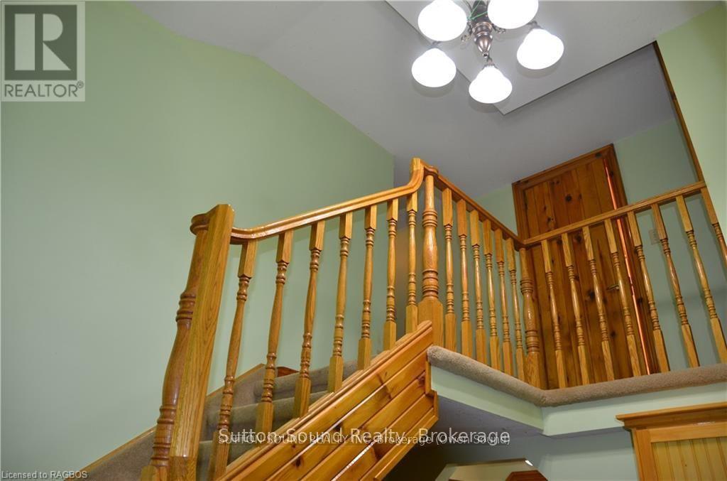 402432 Grey Road 4 Property Photo 11