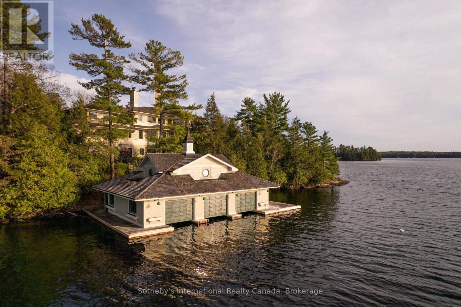 Full - 1250 Waldmere Road Property Photo 6