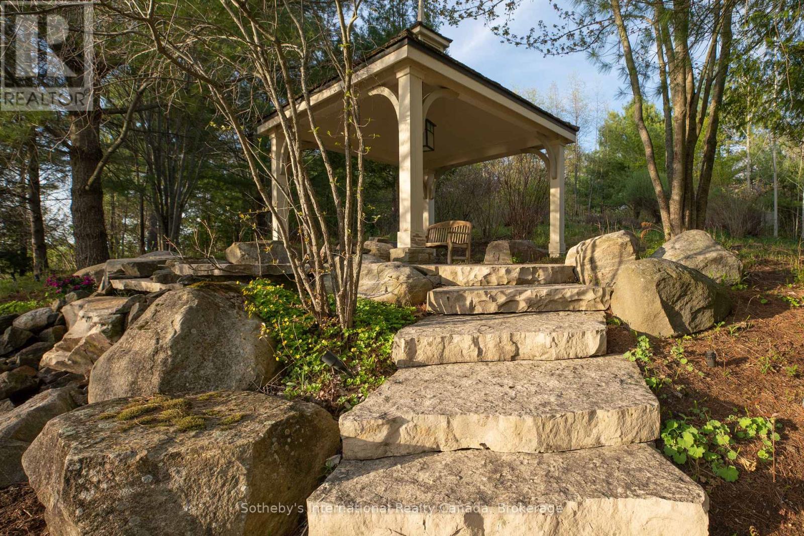Full - 1250 Waldmere Road Property Photo 17
