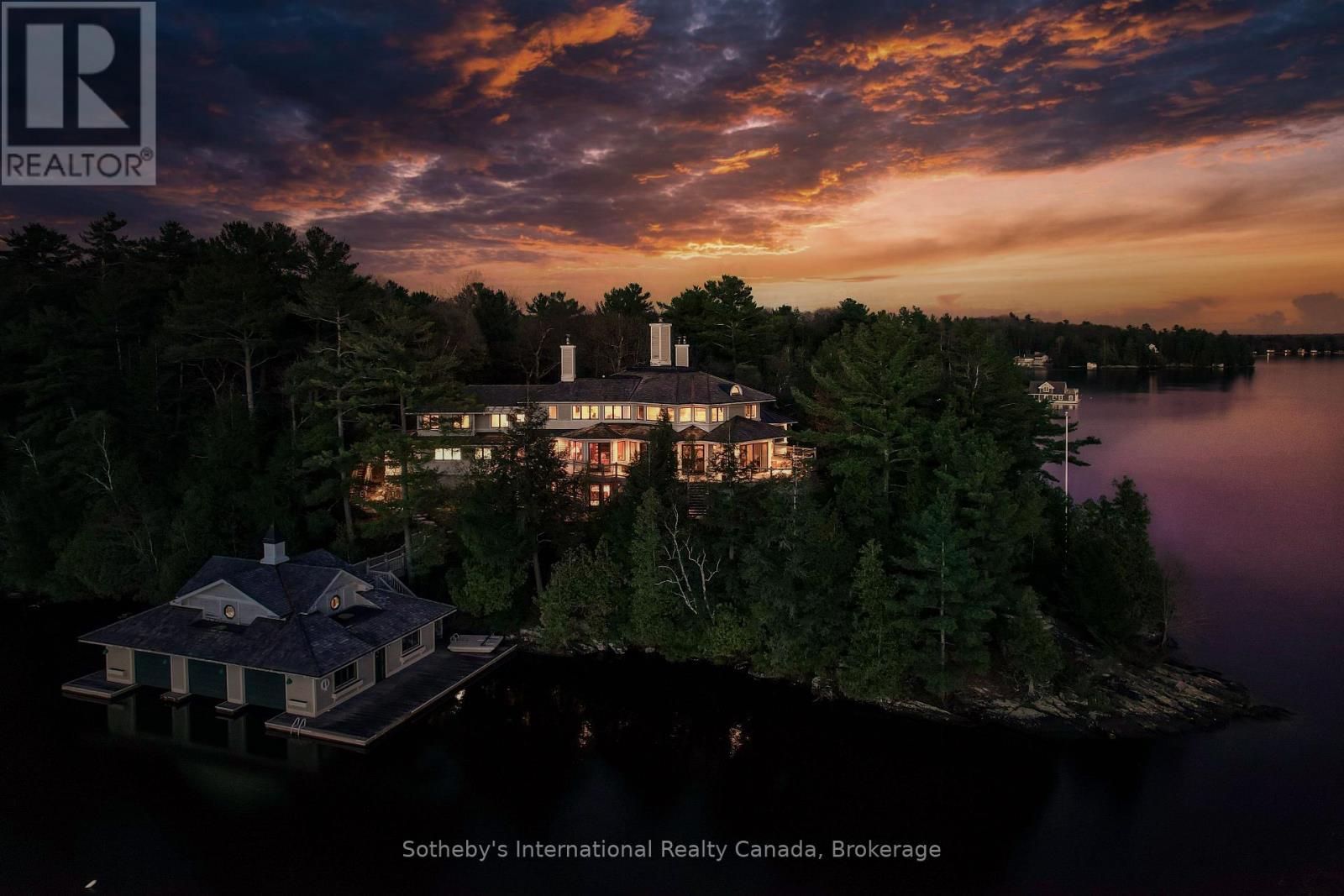 Point Cottage - 1250 Waldmere Road Property Photo 4