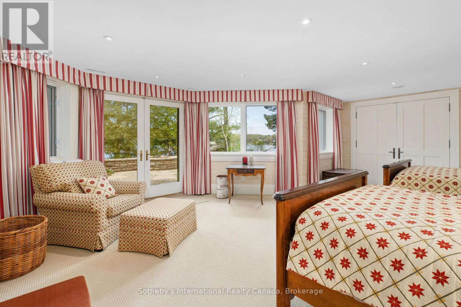 Point Cottage - 1250 Waldmere Road Property Photo 24