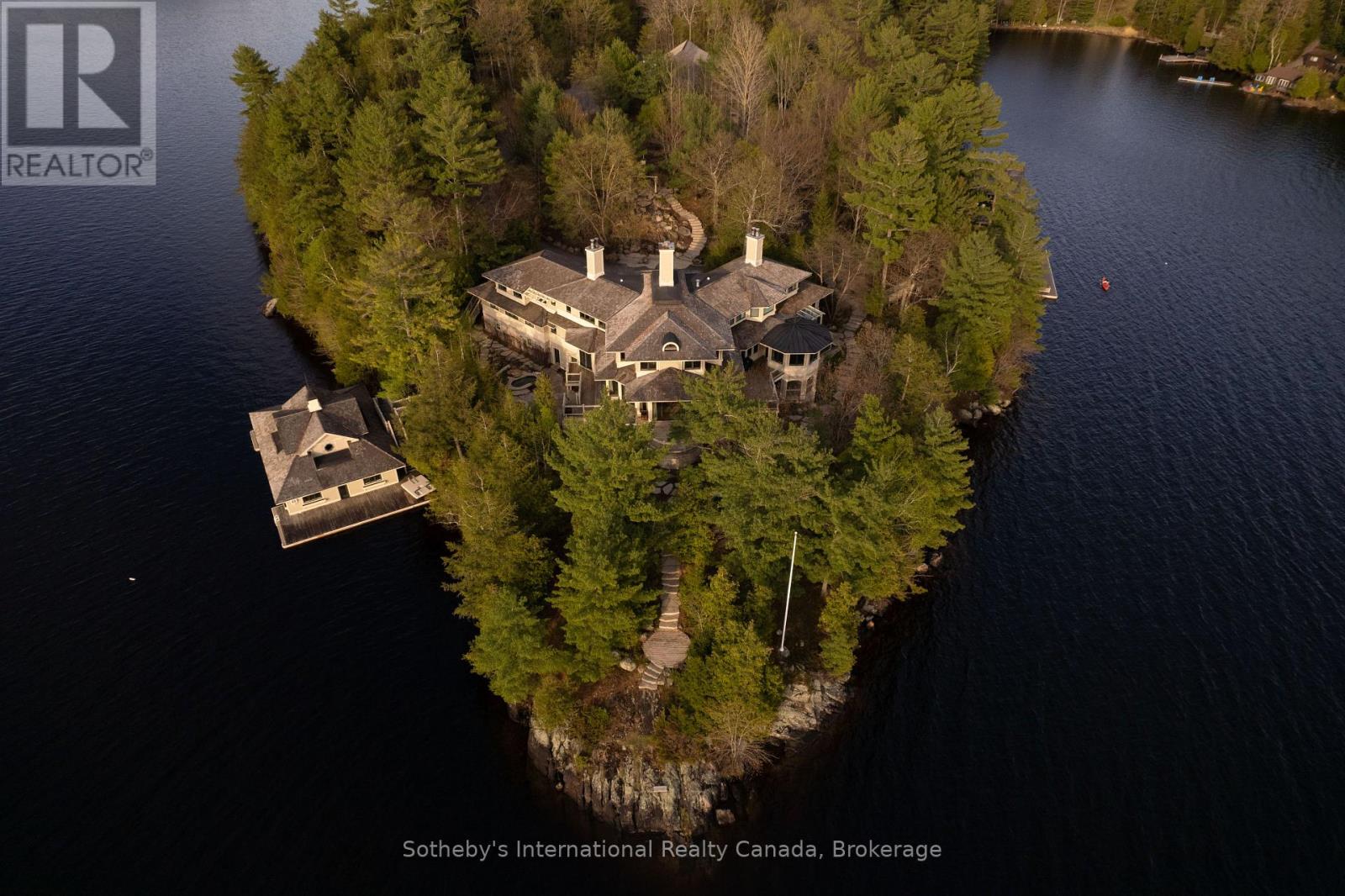 Point Cottage - 1250 Waldmere Road Property Photo 41