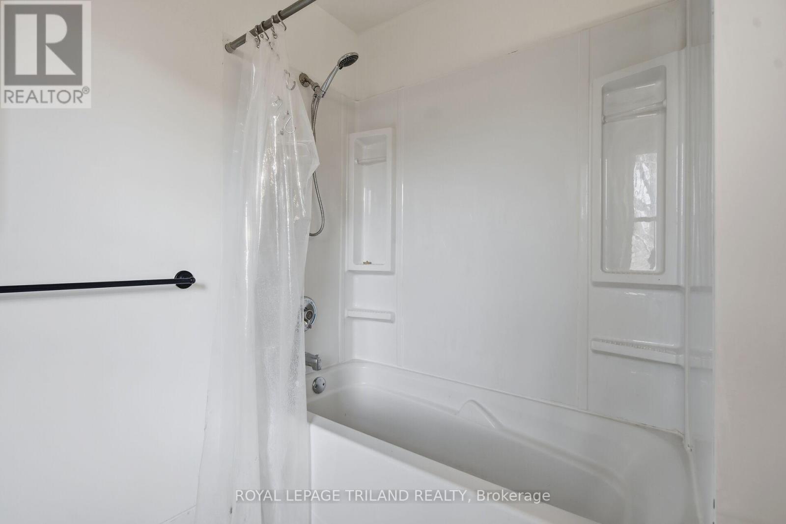 1 - 22 Mitchell Street Property Photo 12