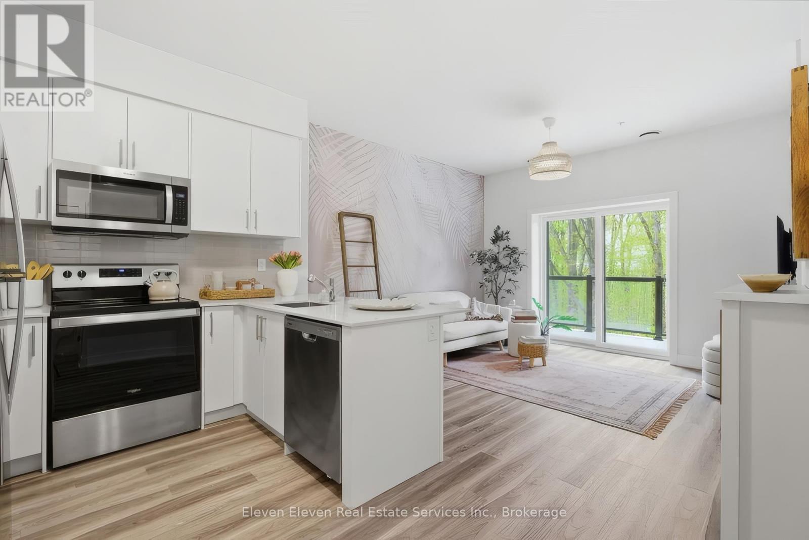 322 - 1100 Lackner Place Property Photo 13