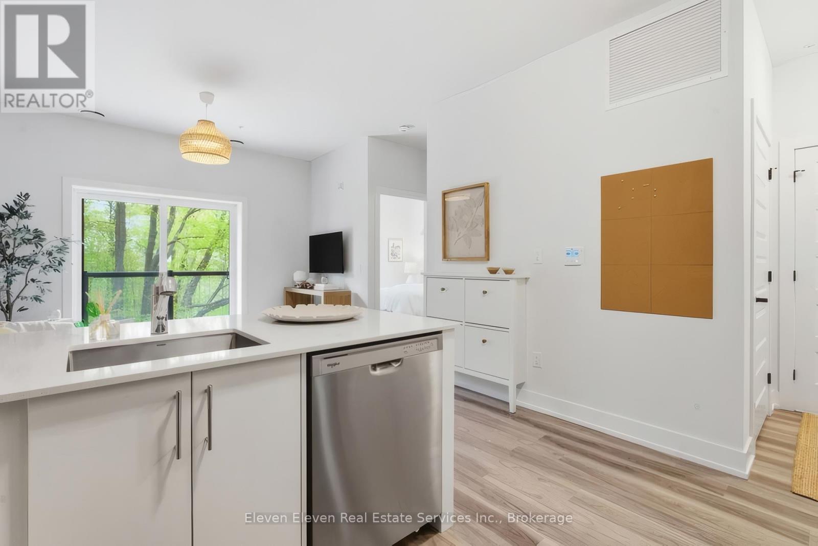 322 - 1100 Lackner Place Property Photo 19