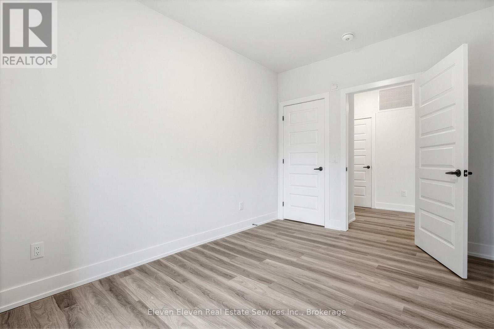 301 - 1100 Lackner Place Property Photo 19