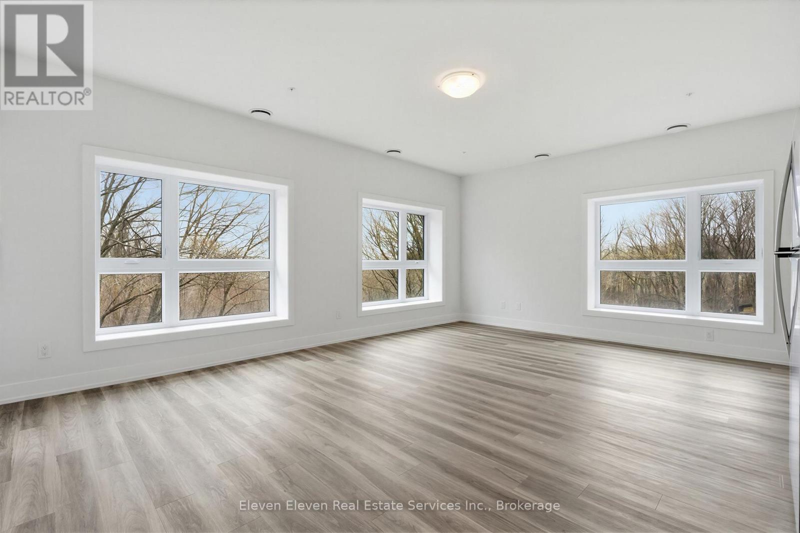 301 - 1100 Lackner Place Property Photo 20