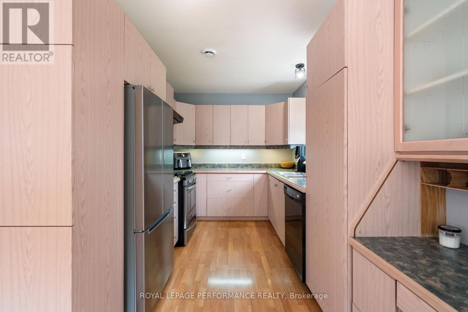 6123 Macbain Street Property Photo 21