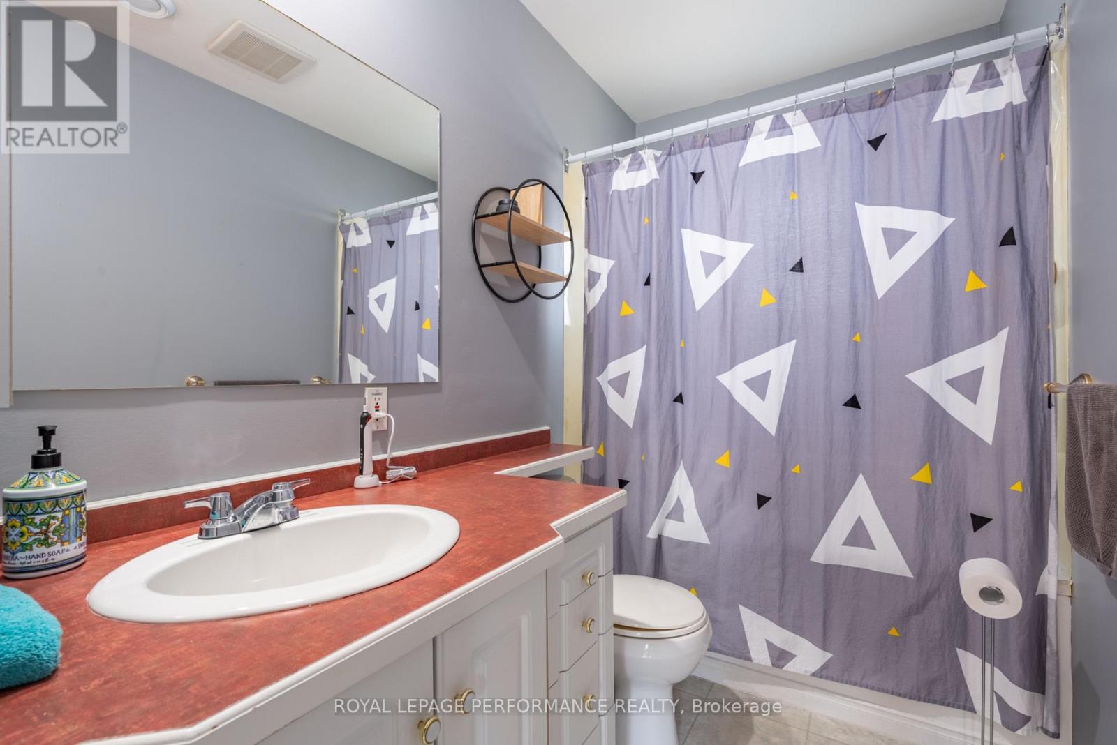 6123 Macbain Street Property Photo 22