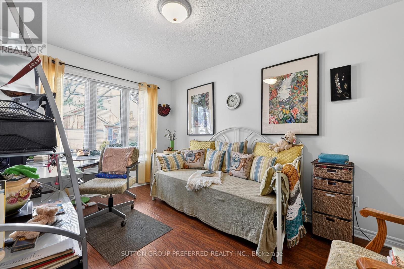 41 - 43 Capulet Walk Property Photo 8