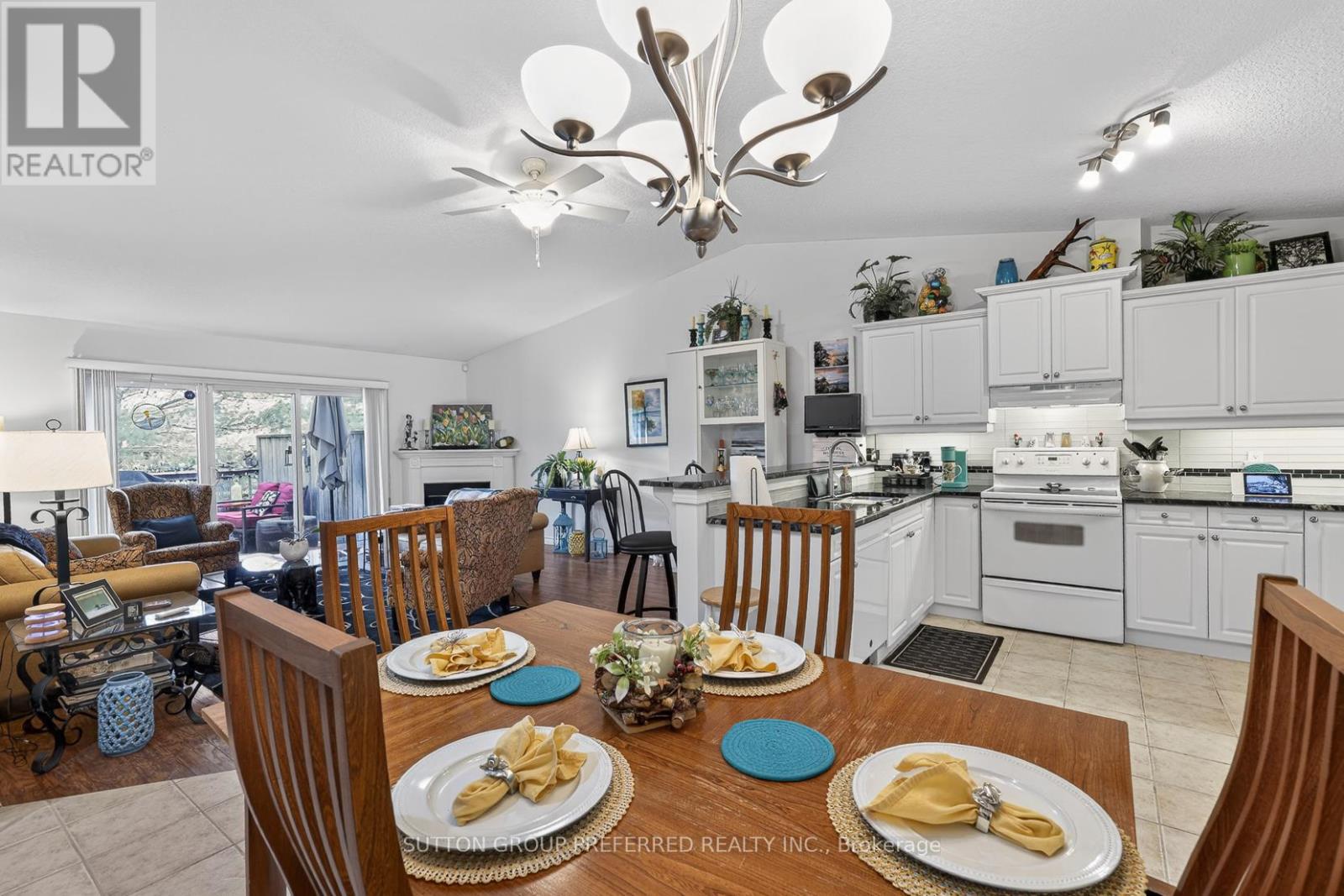 41 - 43 Capulet Walk Property Photo 10