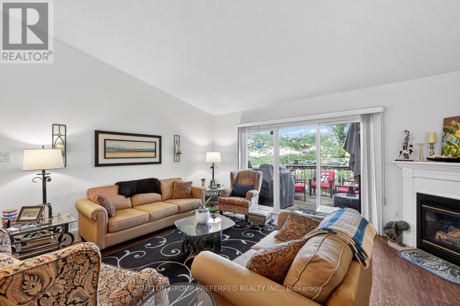 41 - 43 Capulet Walk Property Photo 12