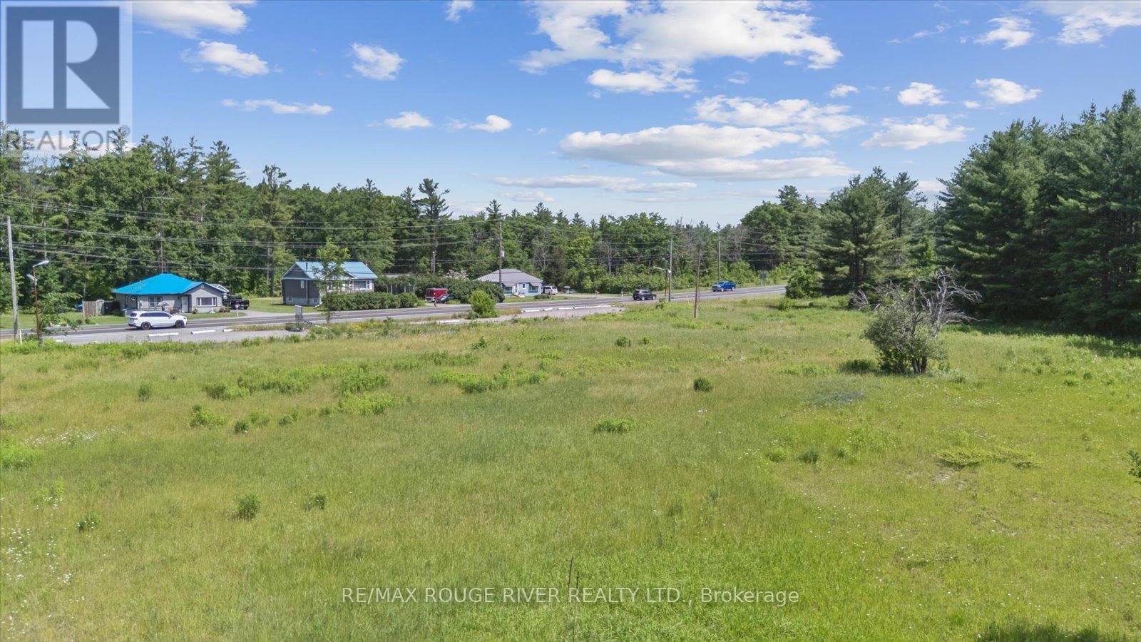 102184 Highway 7 Property Photo 2