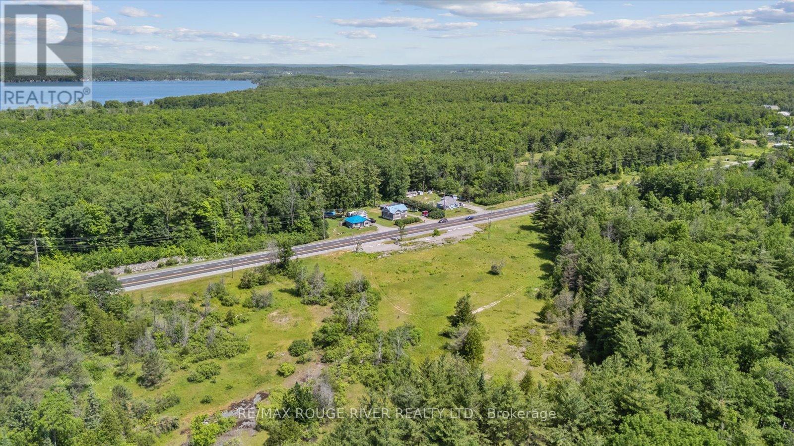 102184 Highway 7 Property Photo 3