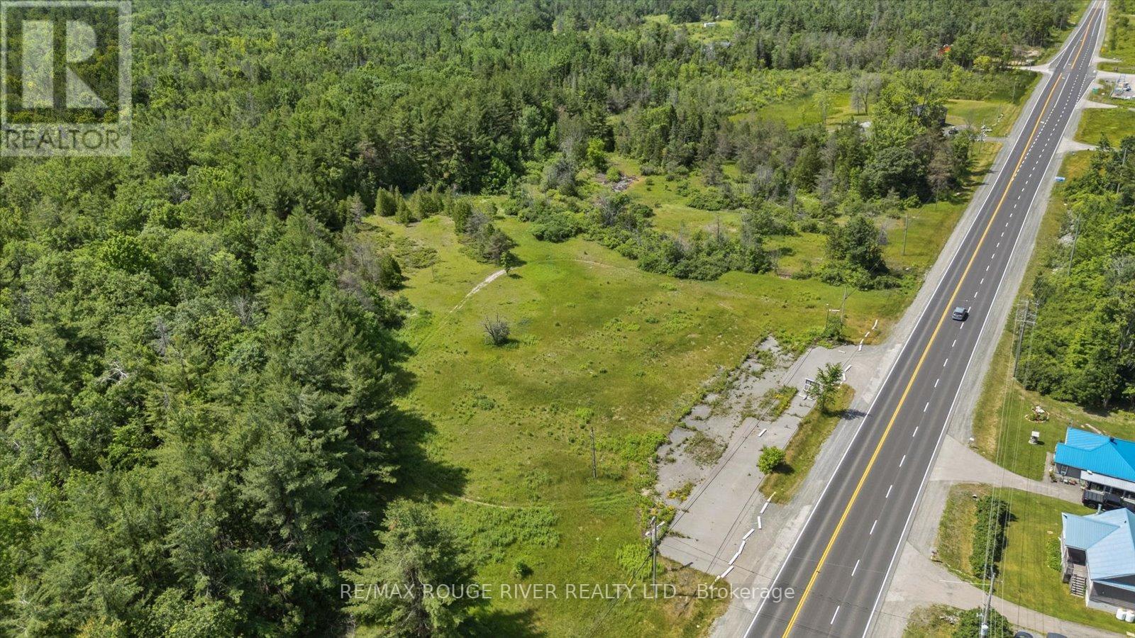 102184 Highway 7 Property Photo 4