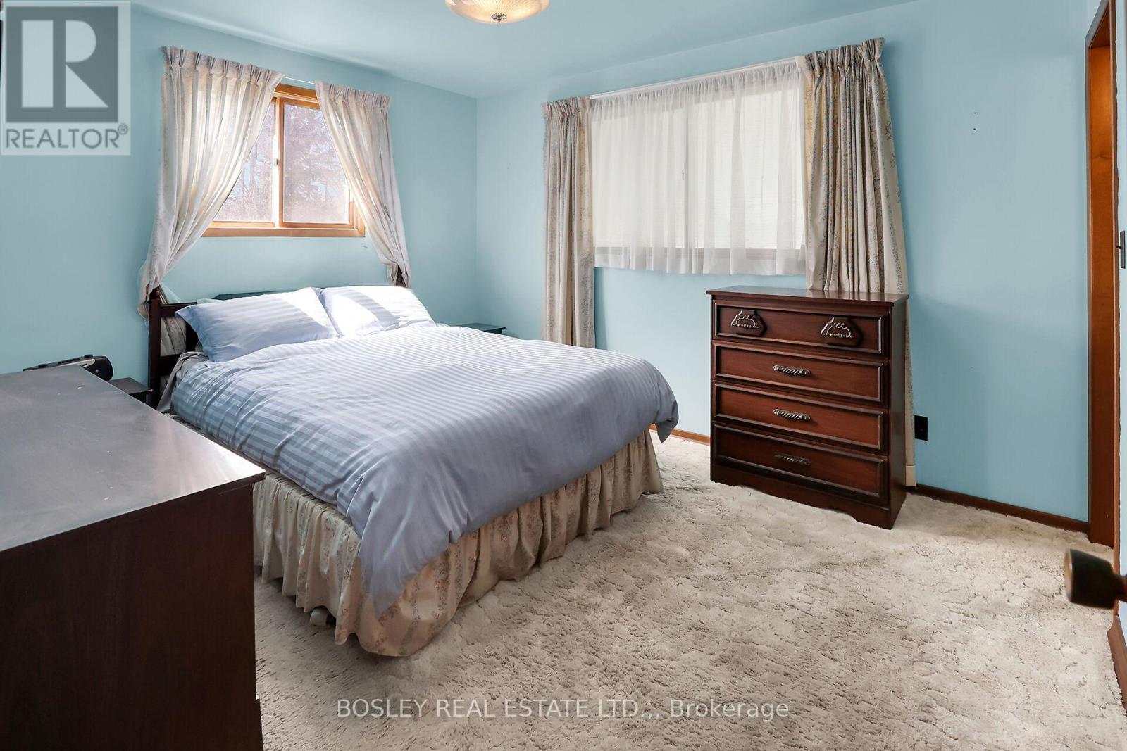 1320 Niagara Stone Road Property Photo 8